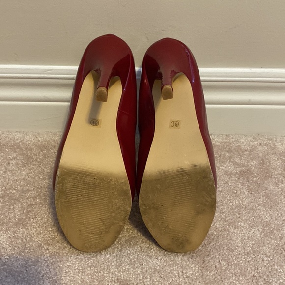 Bucco red patent high heel - Picture 5 of 10